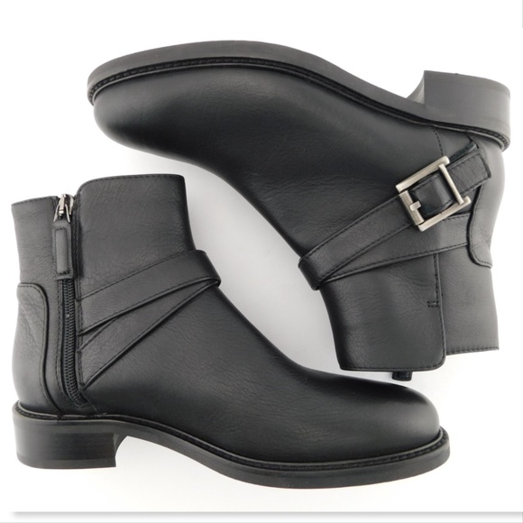 New AQUATALIA Black Leather Buckled Strap Weatherproof Bootie 7.5 - Picture 4 of 8